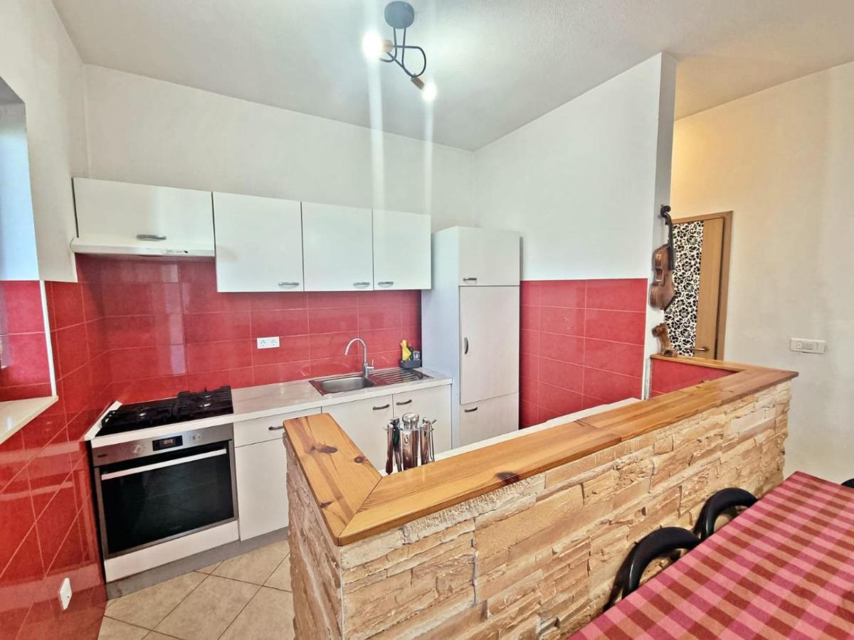 Apartman Irena With Terase End Private Parking Donji Okrug  Buitenkant foto